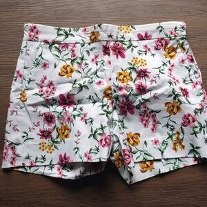 White House Black Market Floral Shorts Size 2 Pull On High Rise Summer Stretch